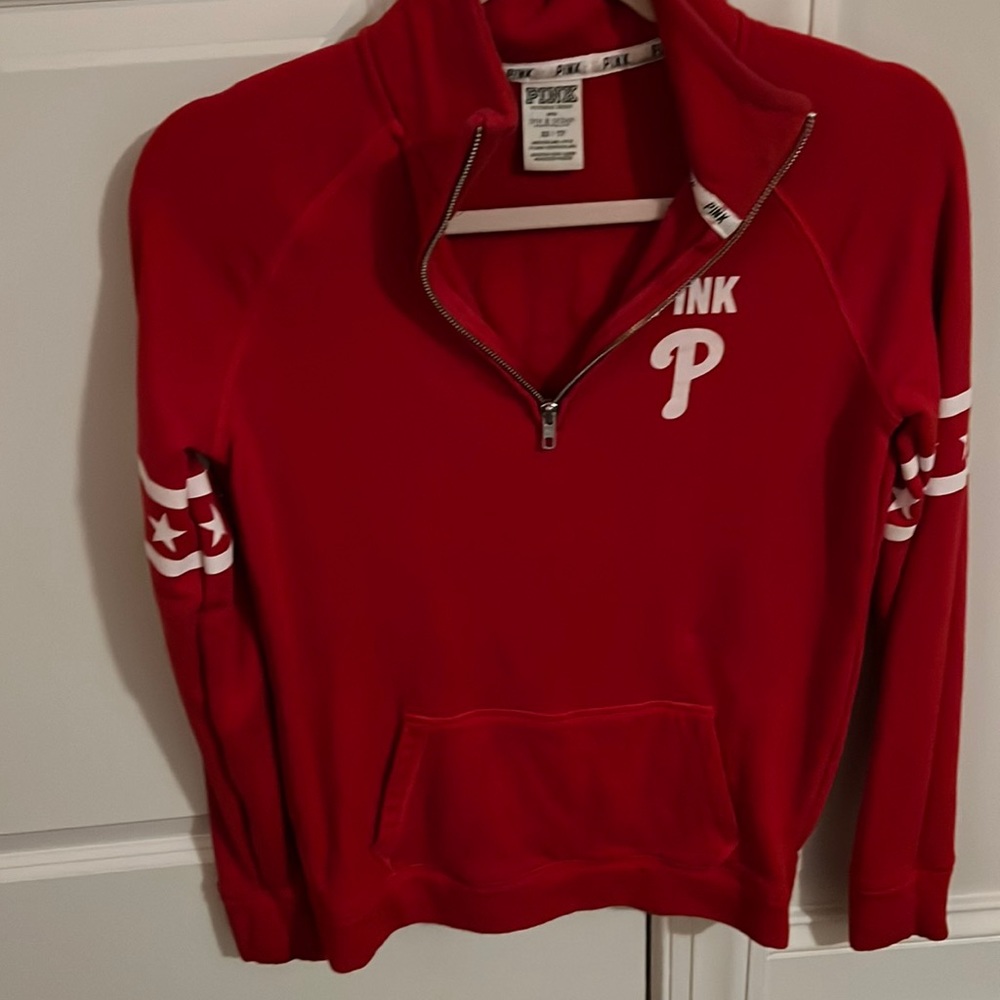 Size XS Phillies quarter zip